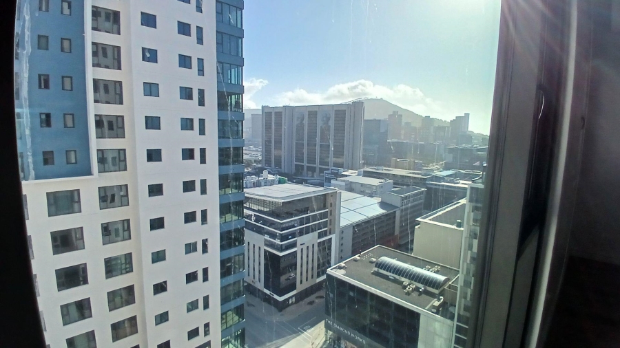 1 Bedroom Property for Sale in Cape Town City Centre Western Cape